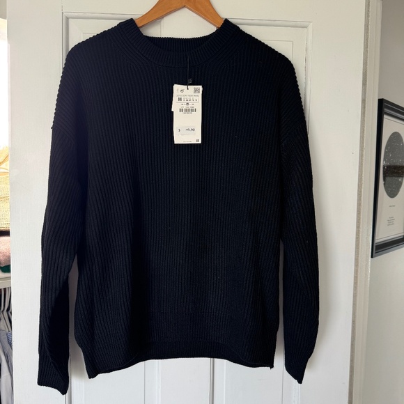 Zara Black Ribbed Knit Sweater – Size M – NWT - Picture 1 of 3
